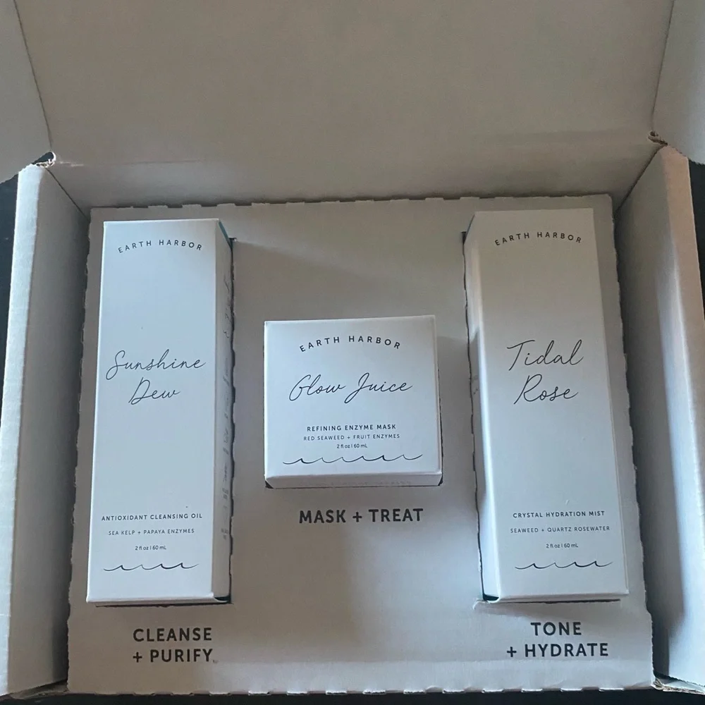 NIB-SEAS THE DAY-THREE PIECE FACIAL KIT